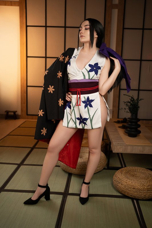 女性 · 模特 · 海贼王 4000x6000 #e86p5l